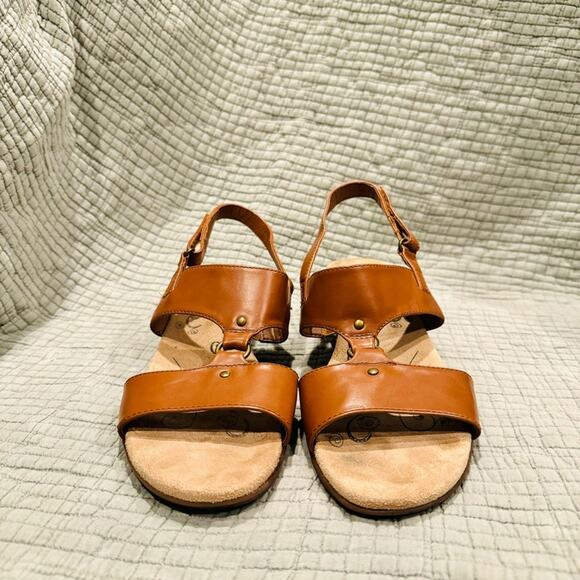BareTraps felon brown tan Memory Foam Sandals Size 10 - Picture 2 of 10